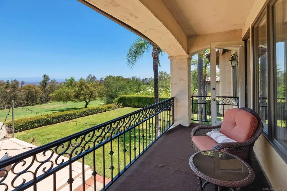 16527 Woodson Dr Ramona, CA 92065