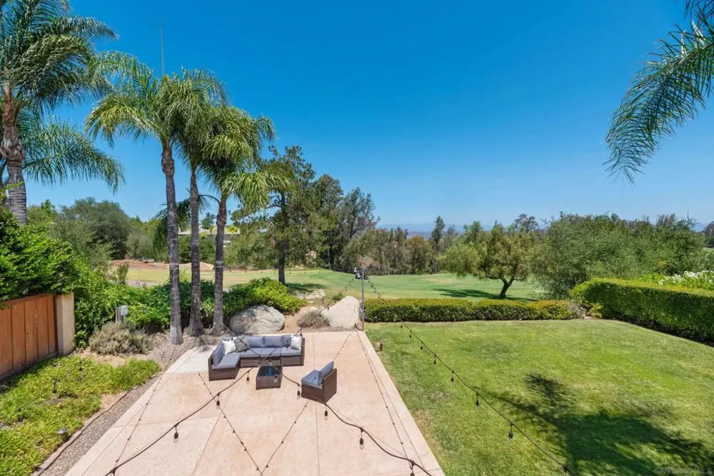 16527 Woodson Dr Ramona, CA 92065