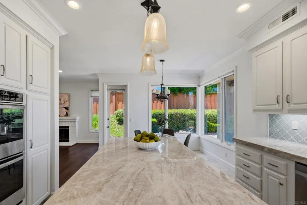 16527 Woodson Dr Ramona, CA 92065