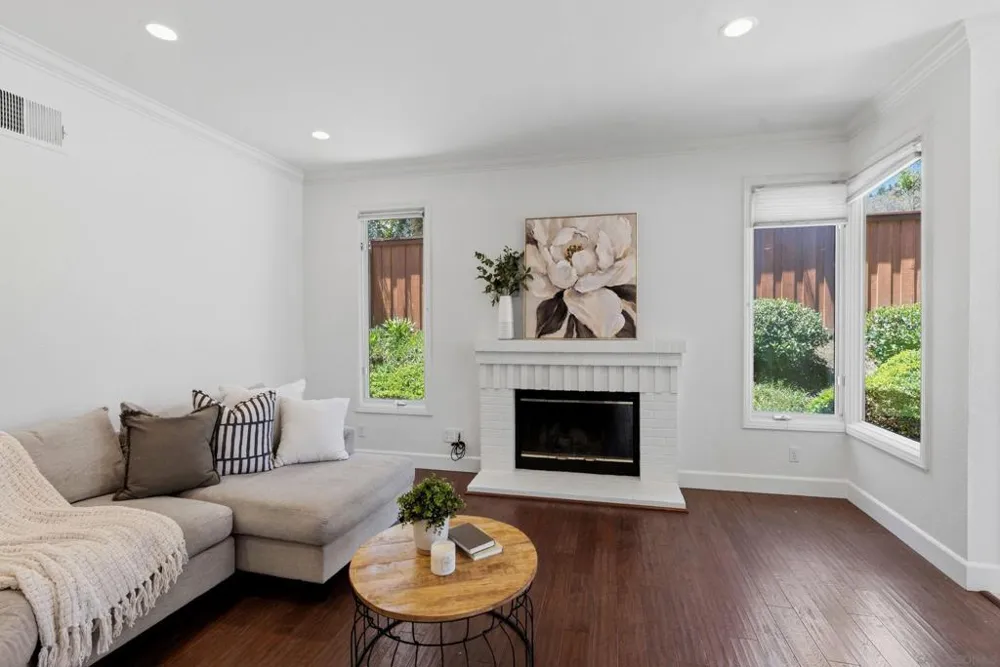 16527 Woodson Dr Ramona, CA 92065