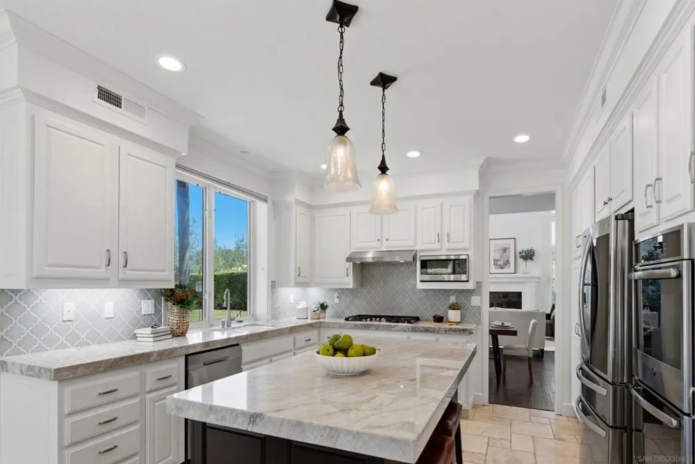 16527 Woodson Dr Ramona, CA 92065