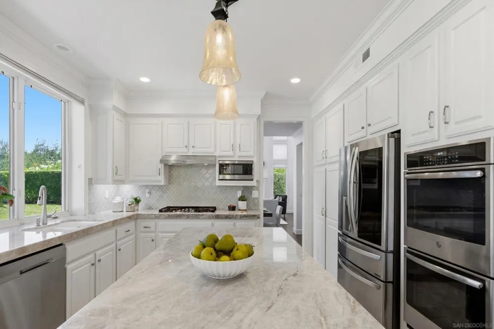 16527 Woodson Dr Ramona, CA 92065