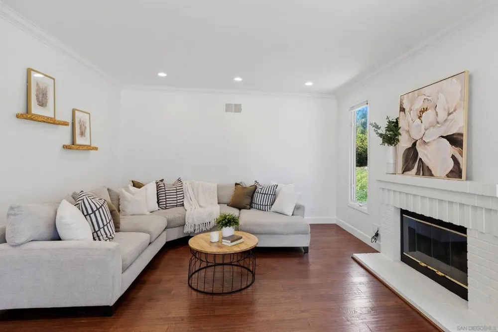 16527 Woodson Dr Ramona, CA 92065
