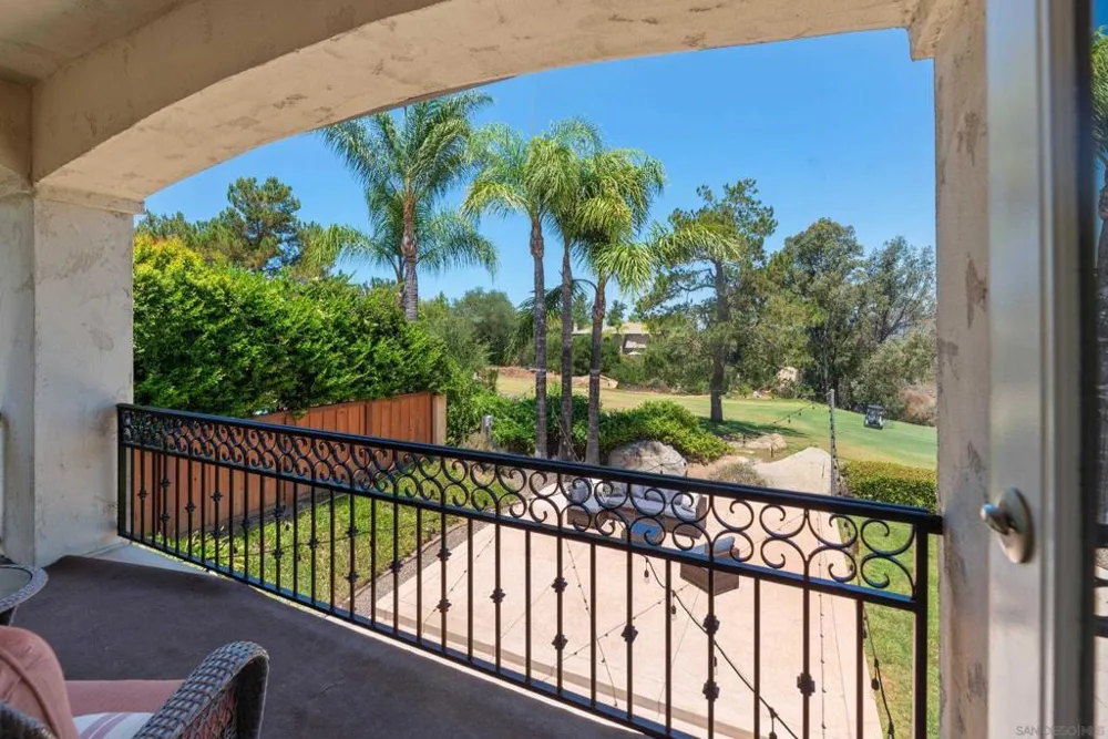 16527 Woodson Dr Ramona, CA 92065