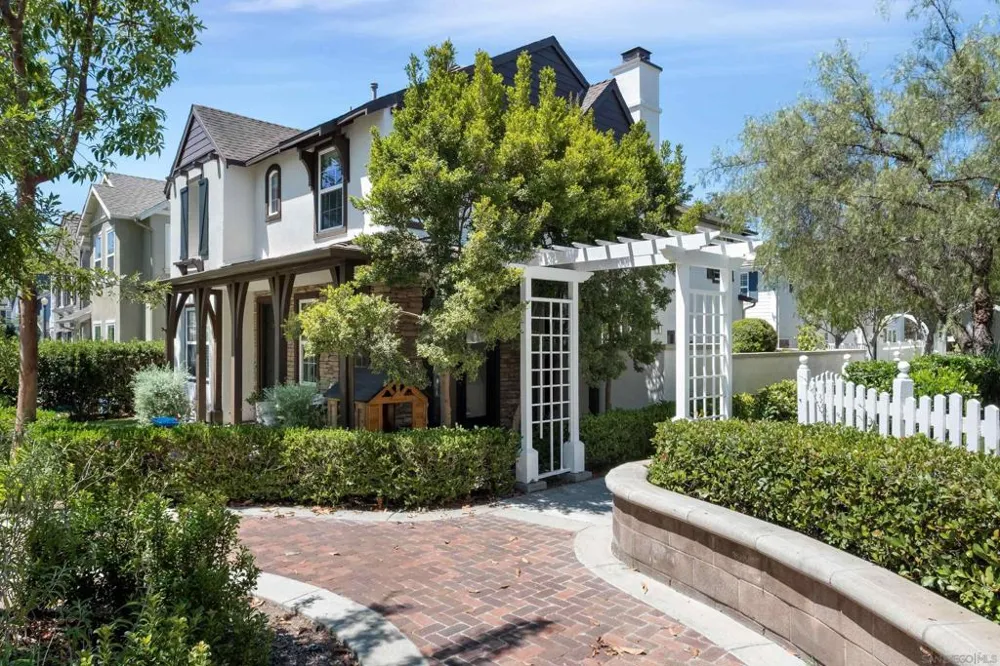 2 Ferrensby Ladera Ranch, CA 92694