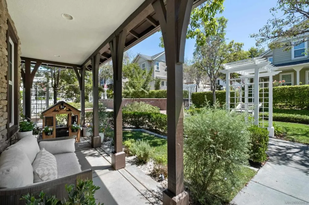 2 Ferrensby Ladera Ranch, CA 92694