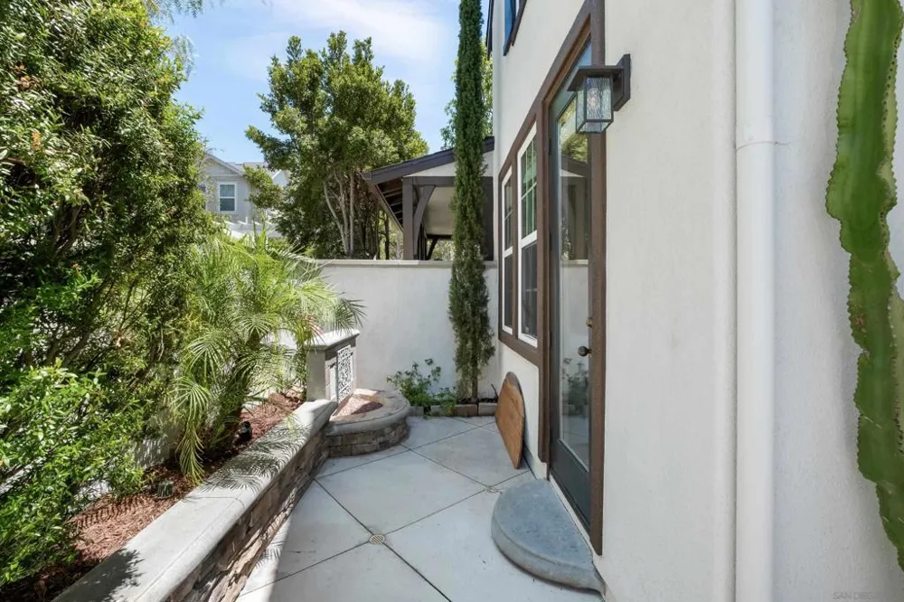 2 Ferrensby Ladera Ranch, CA 92694