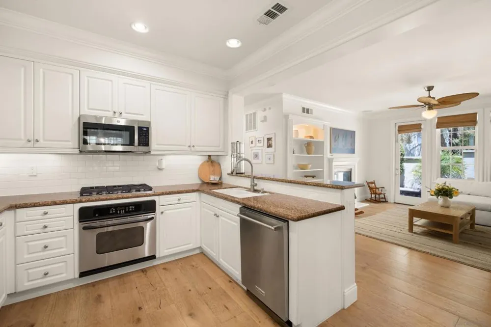 2 Ferrensby Ladera Ranch, CA 92694