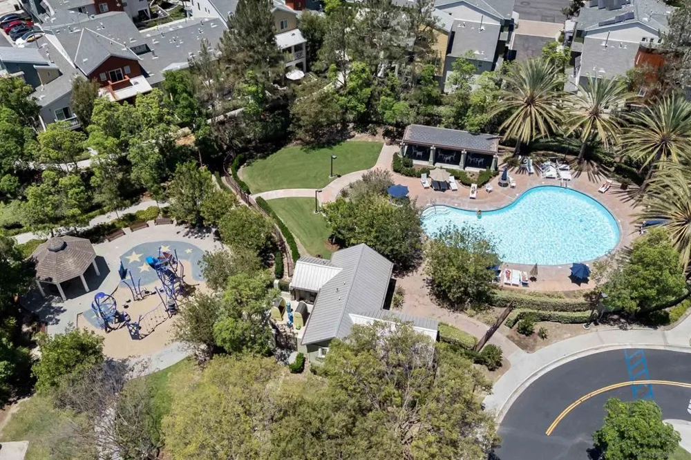 2 Ferrensby Ladera Ranch, CA 92694