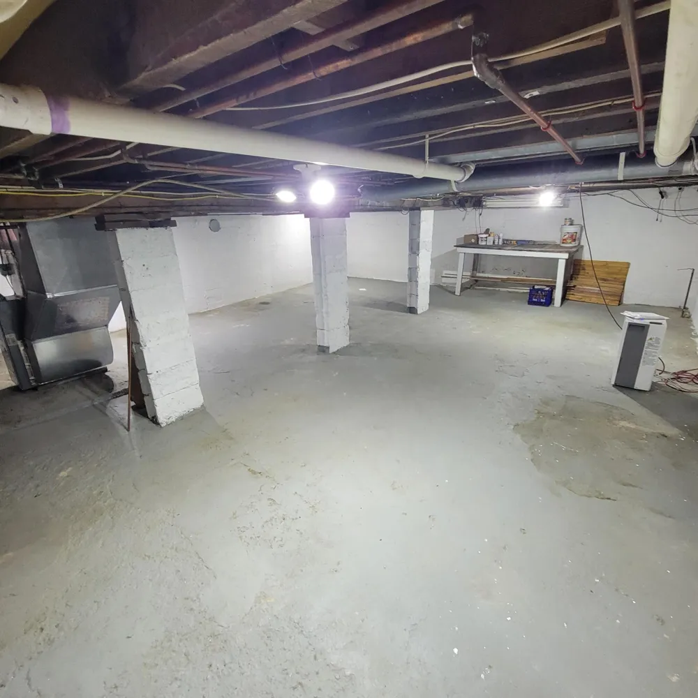 8 E Barton Street Newaygo, MI 49337