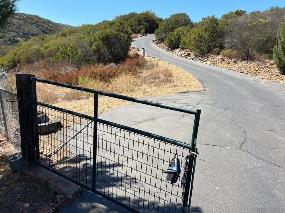 18012 Mahogany Ranch Rd. Ramona, CA 92065