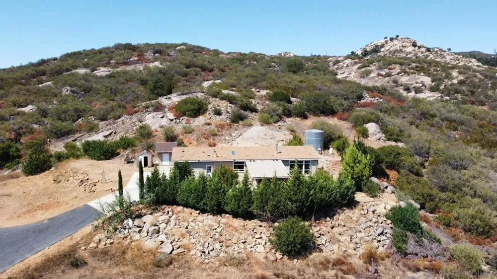 18012 Mahogany Ranch Rd. Ramona, CA 92065