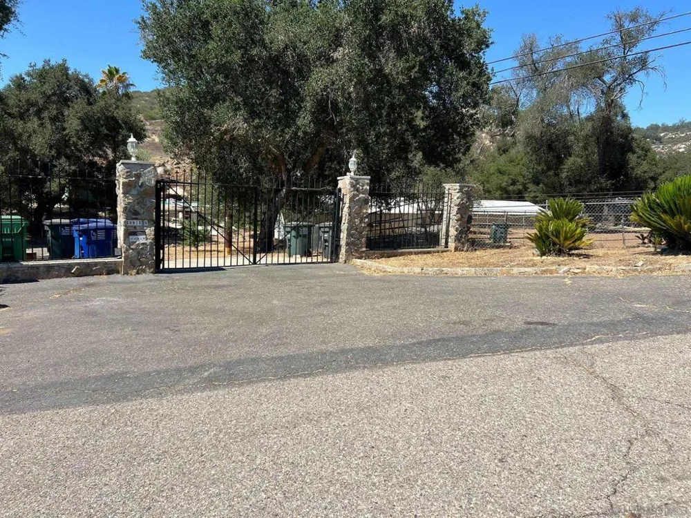 18012 Mahogany Ranch Rd. Ramona, CA 92065