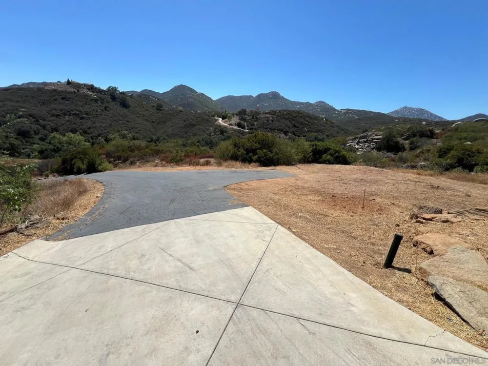 18012 Mahogany Ranch Rd. Ramona, CA 92065