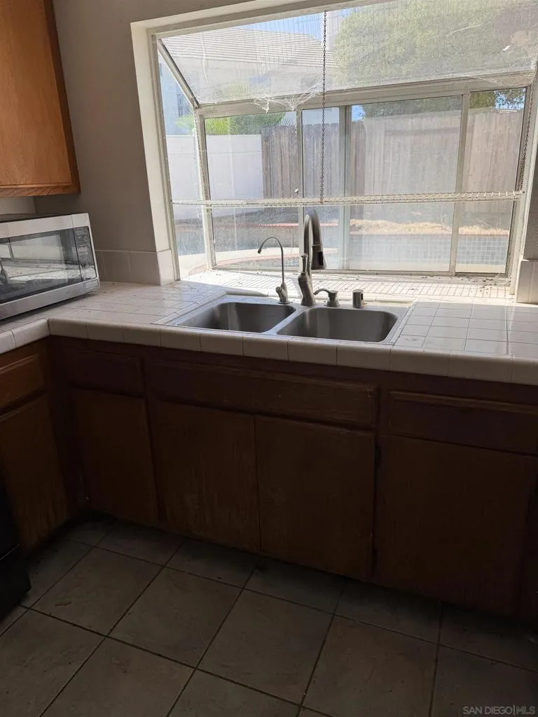 4518 Big Sur St Oceanside, CA 92057