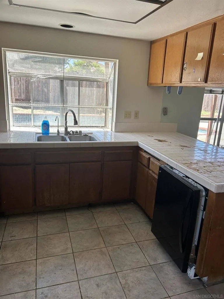 4518 Big Sur St Oceanside, CA 92057