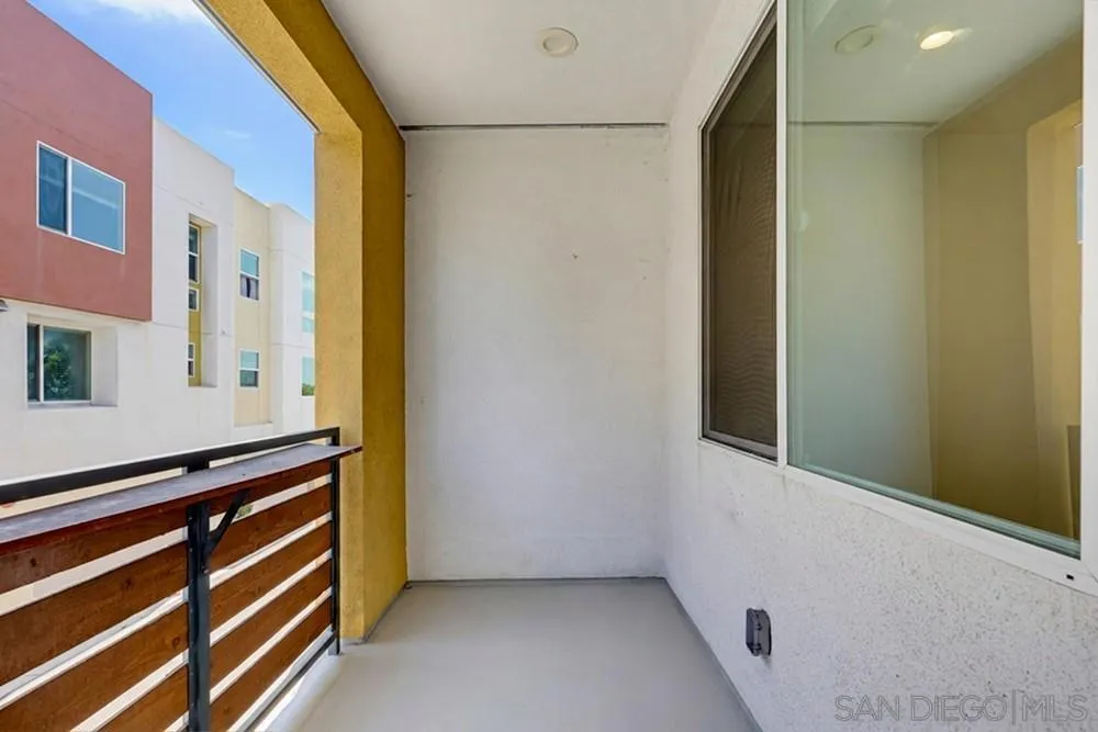 745 Shoreline Rd Chula Vista, CA 91910