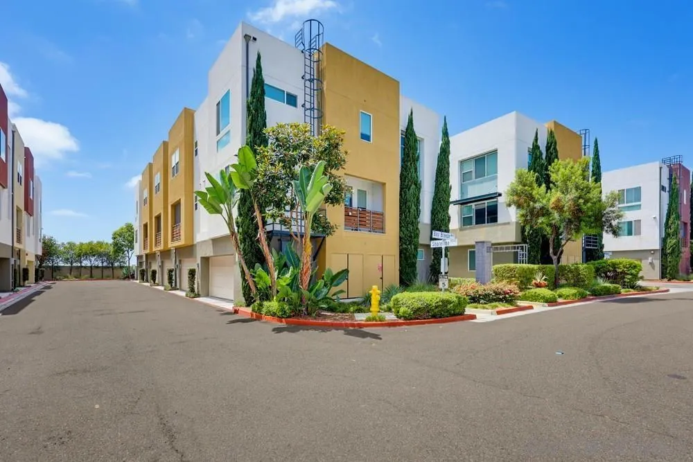 745 Shoreline Rd Chula Vista, CA 91910