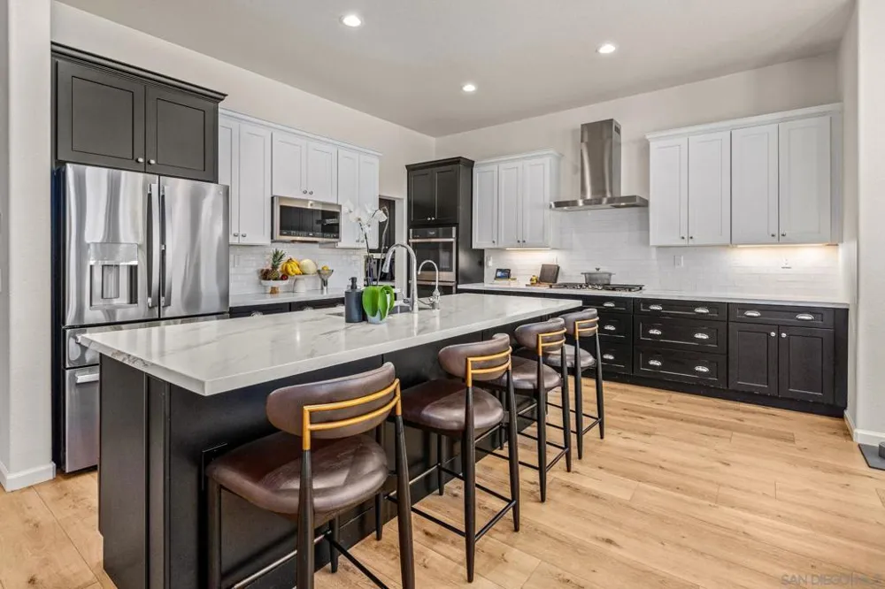 13133 Via Canyon Dr. San Diego, CA 92129