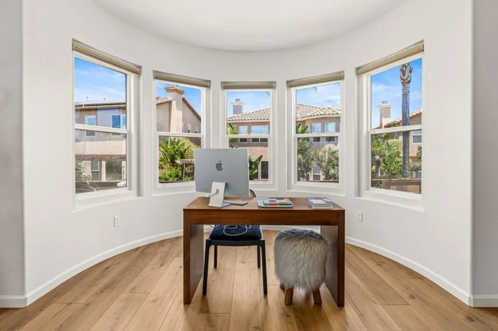 13133 Via Canyon Dr. San Diego, CA 92129
