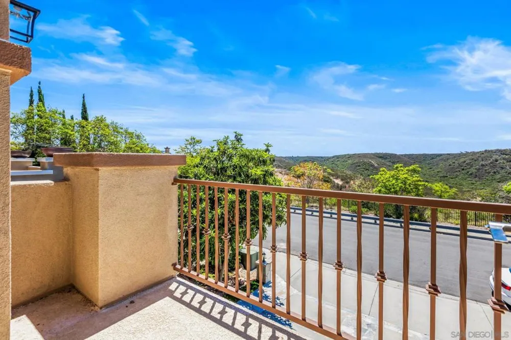 13133 Via Canyon Dr. San Diego, CA 92129
