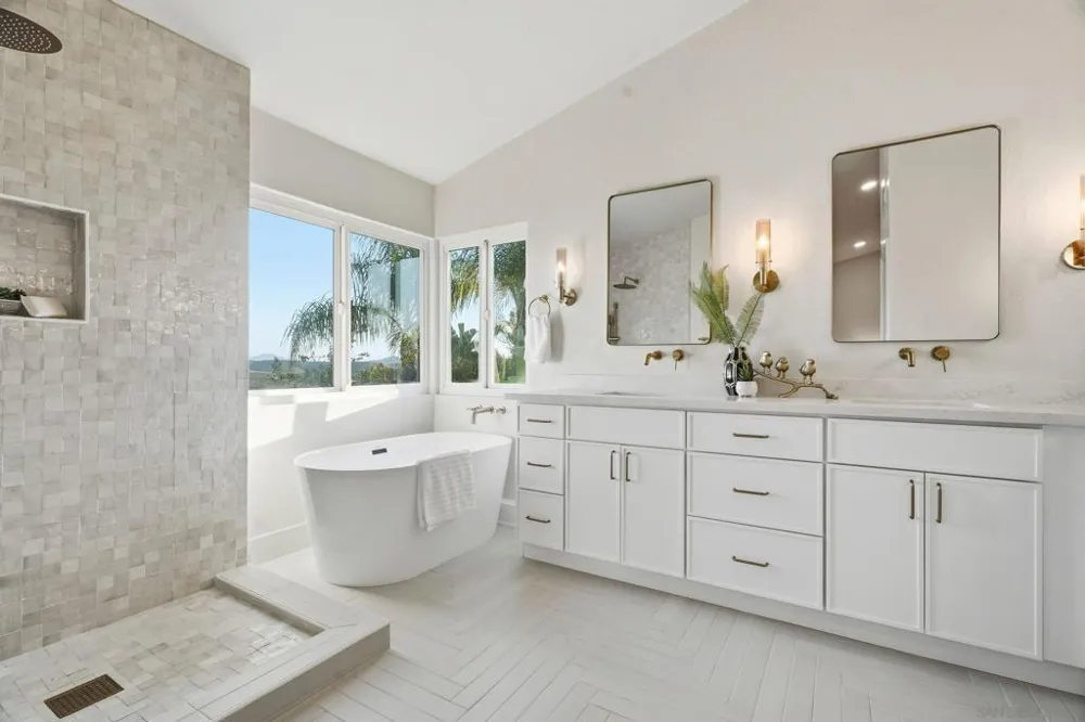 10747 Birch Bluff Ave San Diego, CA 92131