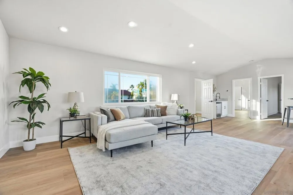 10747 Birch Bluff Ave San Diego, CA 92131