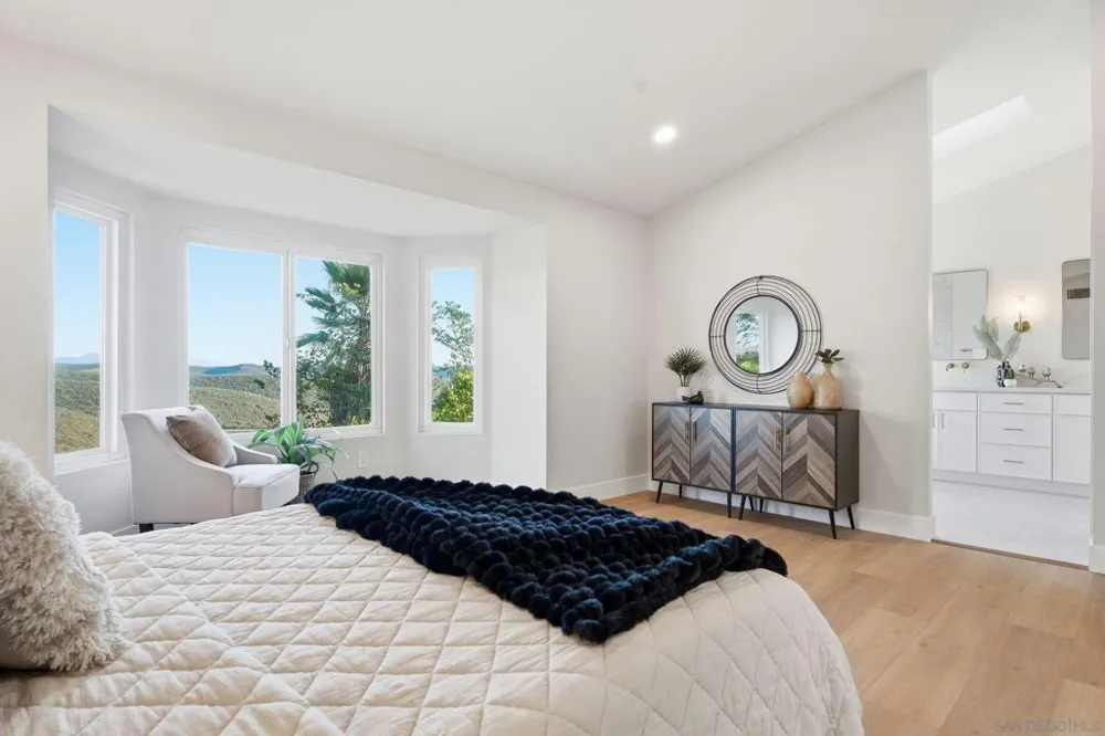 10747 Birch Bluff Ave San Diego, CA 92131