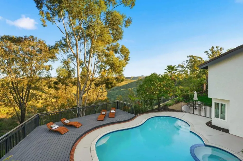 10747 Birch Bluff Ave San Diego, CA 92131