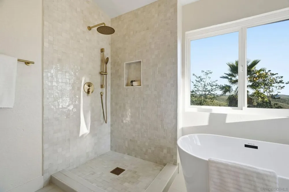 10747 Birch Bluff Ave San Diego, CA 92131