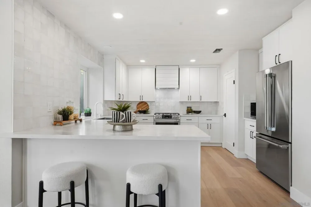 10747 Birch Bluff Ave San Diego, CA 92131