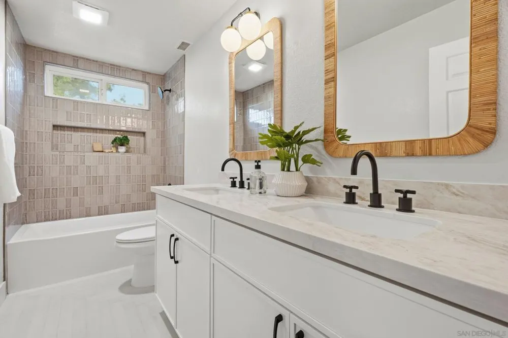 10747 Birch Bluff Ave San Diego, CA 92131