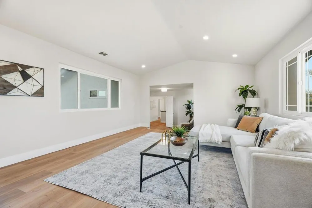 10747 Birch Bluff Ave San Diego, CA 92131