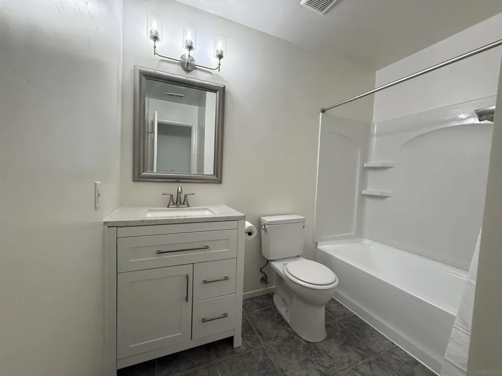 10955 Via Abaca San Diego, CA 92126