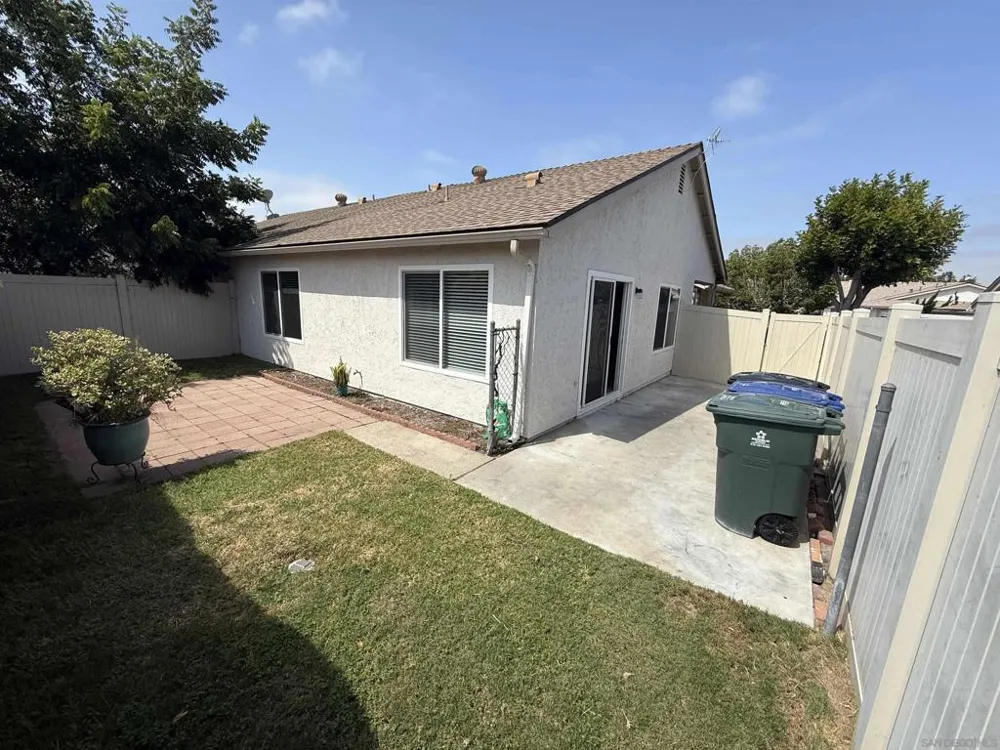 10955 Via Abaca San Diego, CA 92126