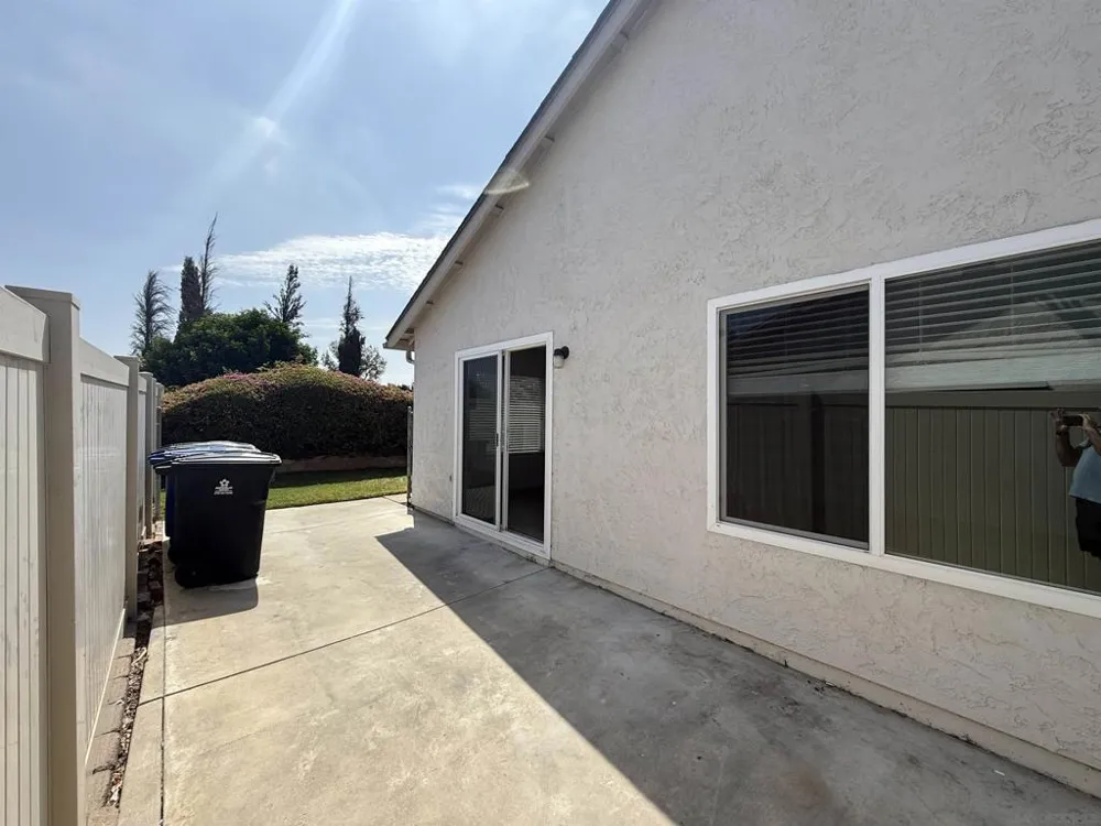 10955 Via Abaca San Diego, CA 92126