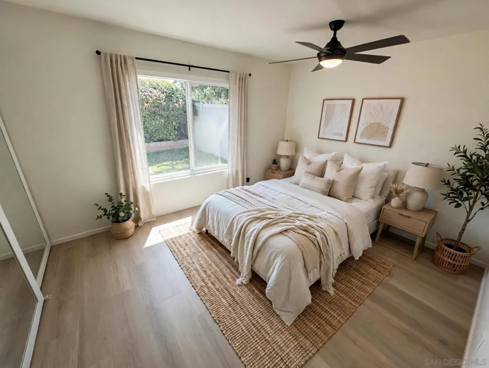 10955 Via Abaca San Diego, CA 92126