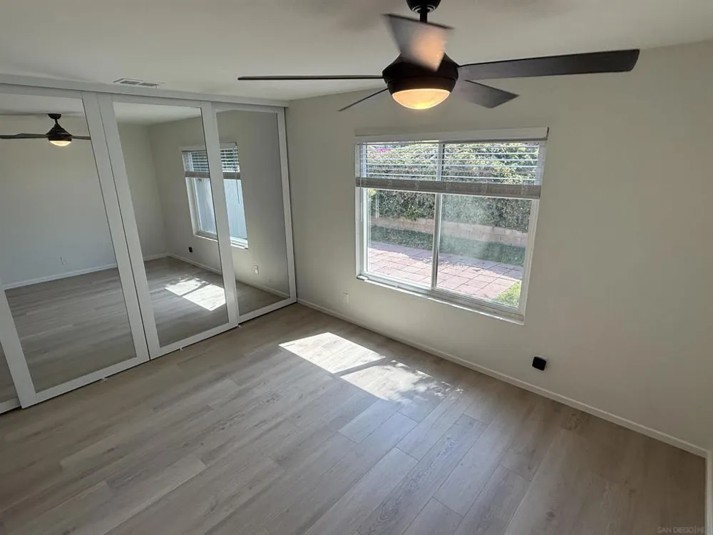 10955 Via Abaca San Diego, CA 92126