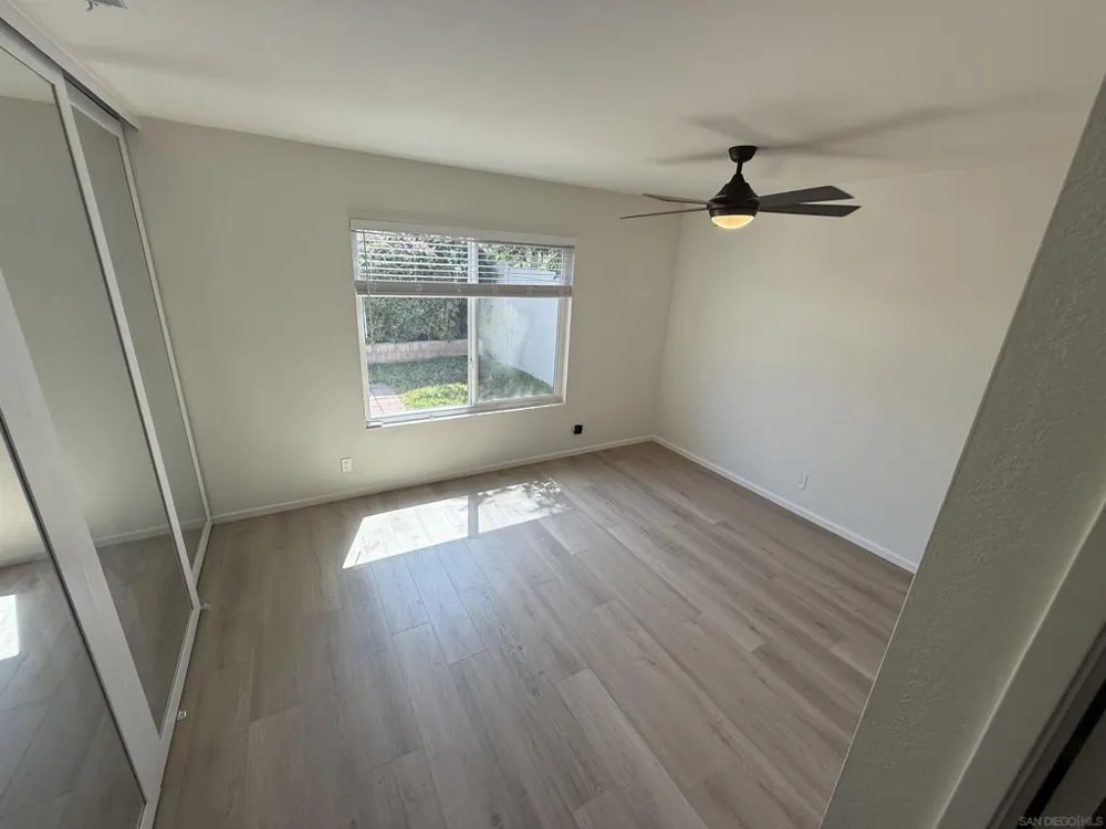 10955 Via Abaca San Diego, CA 92126
