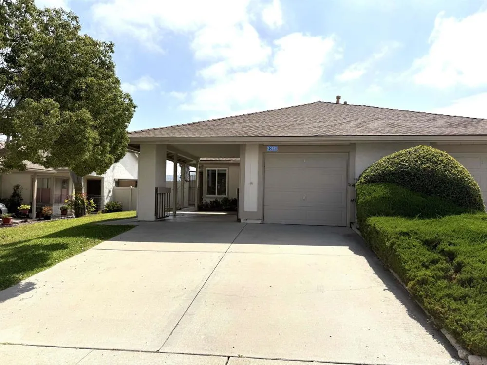 10955 Via Abaca San Diego, CA 92126
