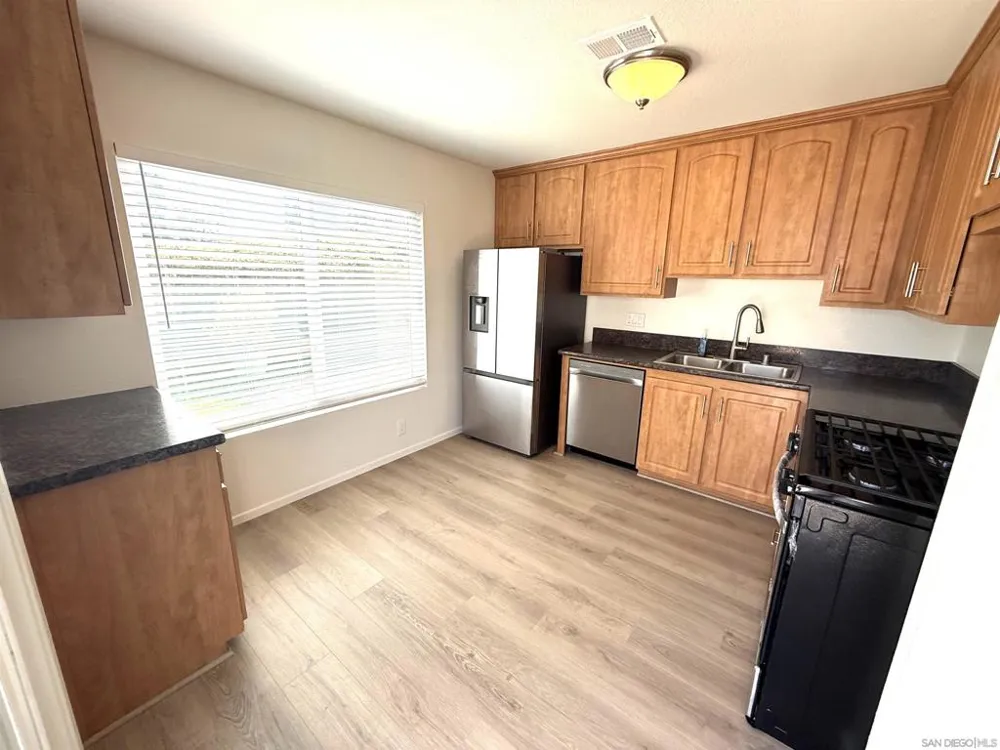10955 Via Abaca San Diego, CA 92126