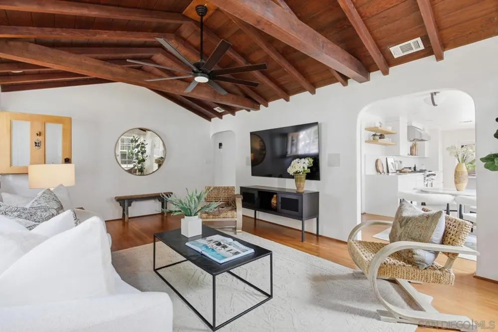 315 B Avenue Coronado, CA 92118