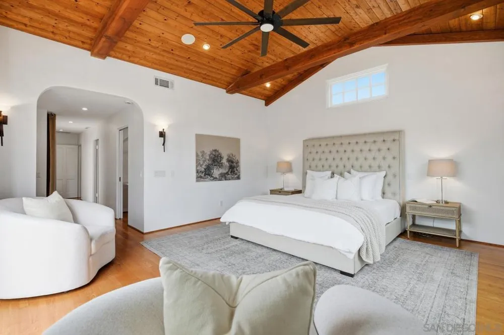 315 B Avenue Coronado, CA 92118