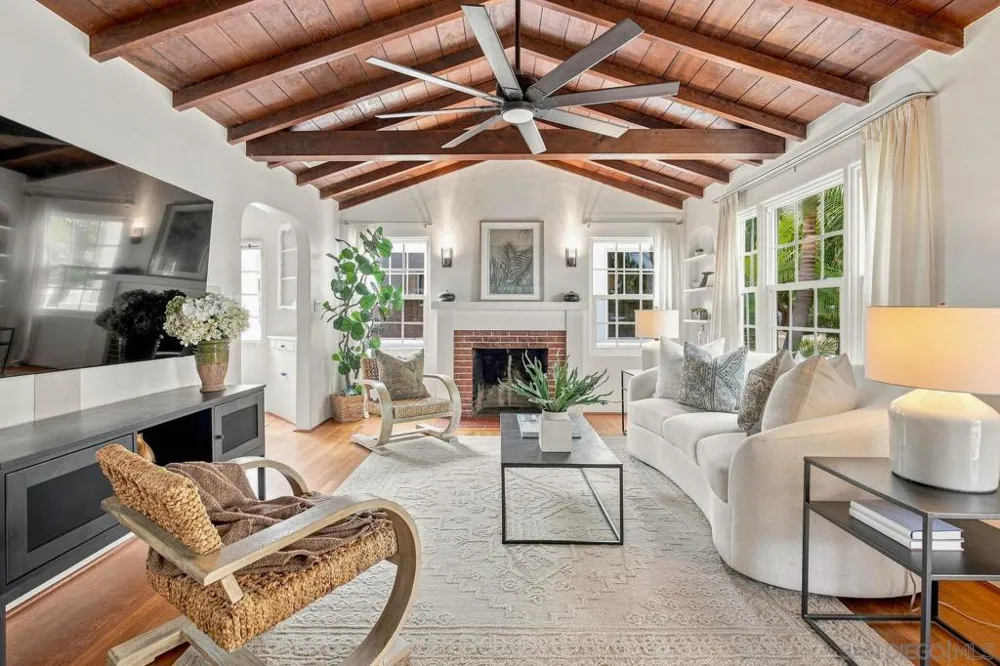 315 B Avenue Coronado, CA 92118