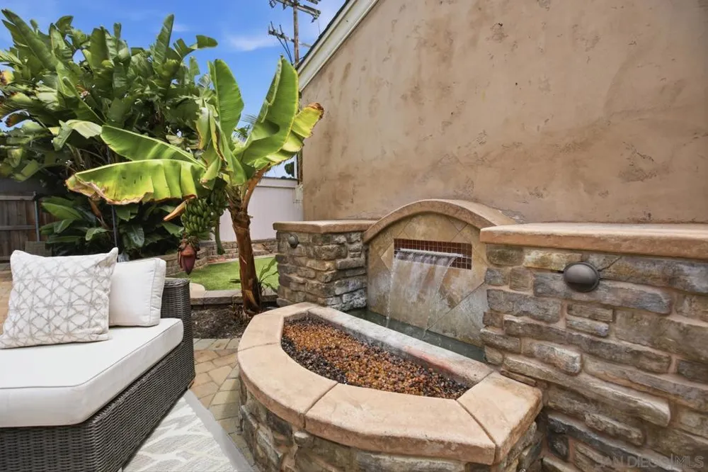315 B Avenue Coronado, CA 92118