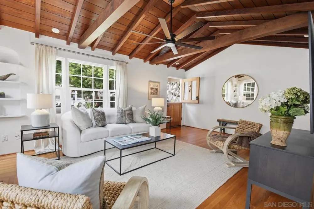 315 B Avenue Coronado, CA 92118