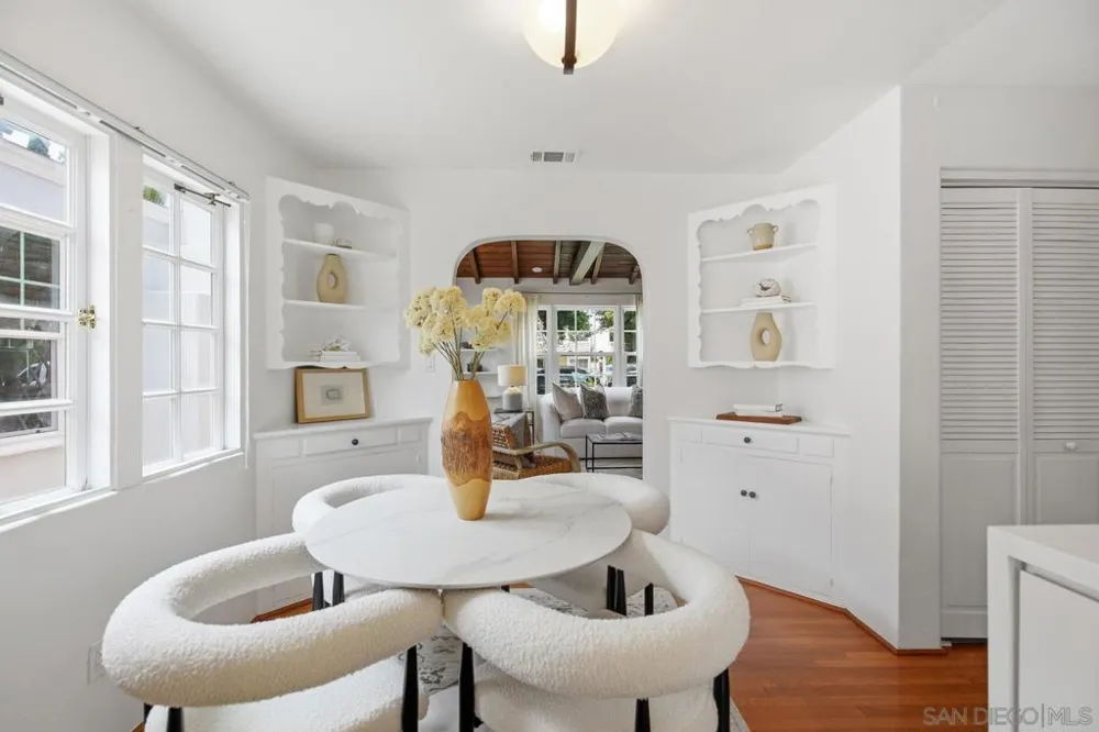 315 B Avenue Coronado, CA 92118