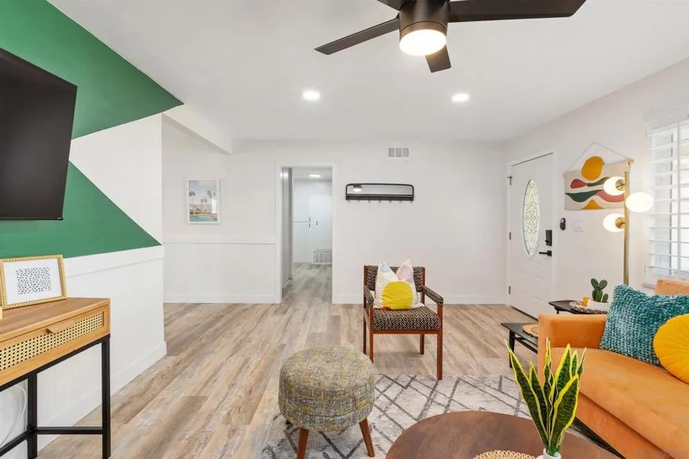 3245 Carolyn Dr Oceanside, CA 92054