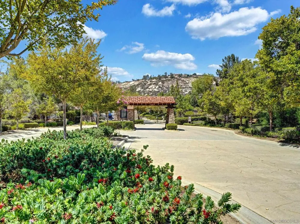 27248 Saint Andrews Ln Valley Center, CA 92082