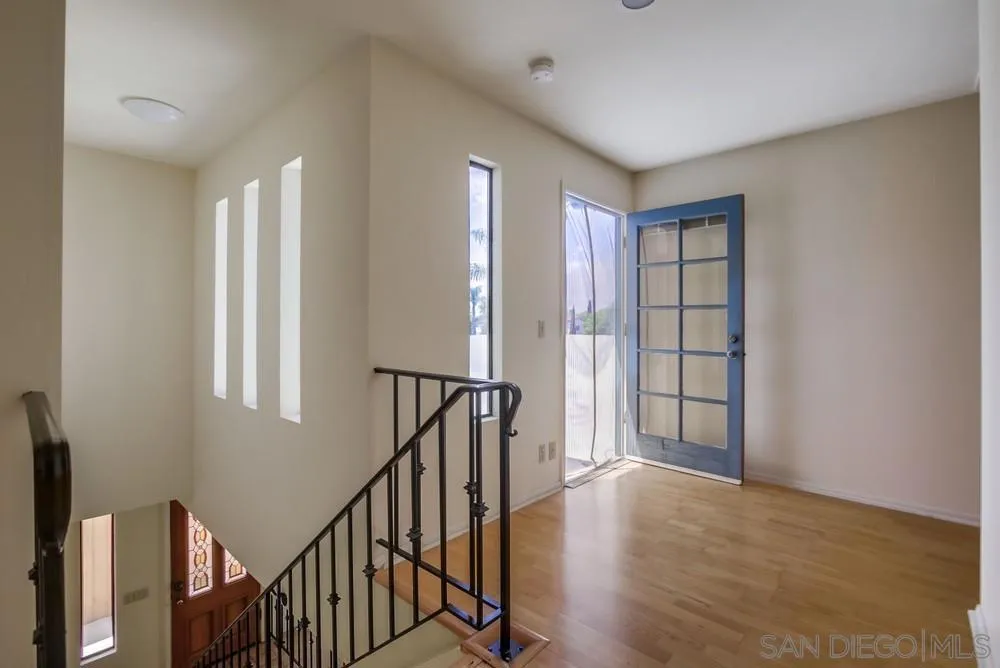 349 G Coronado, CA 92118
